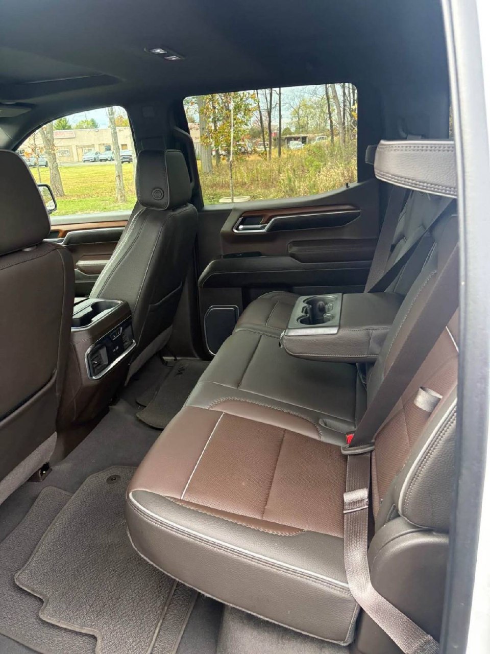 GMC Sierra 1500 Denali (White) - Image 3